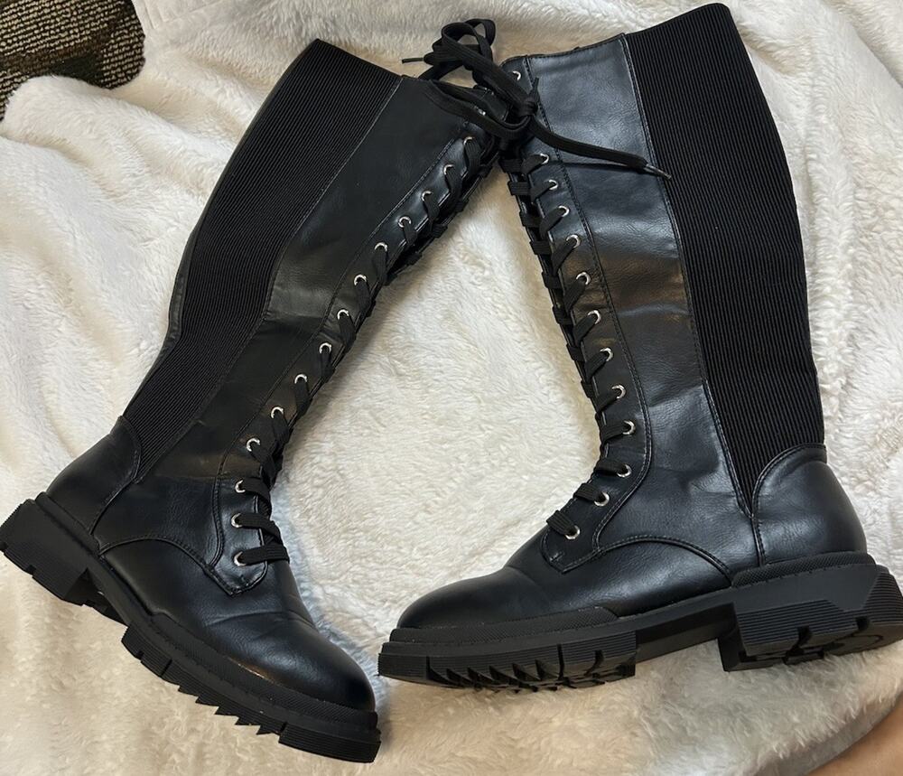 Shoedazzle Arlette Lace Up Flat Boot Color Caviar Black Size 9.